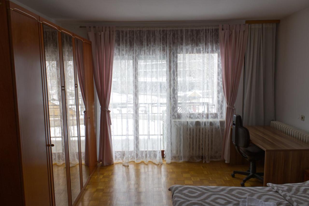 Gacka Idila Apartment โอโทชาส ภายนอก รูปภาพ