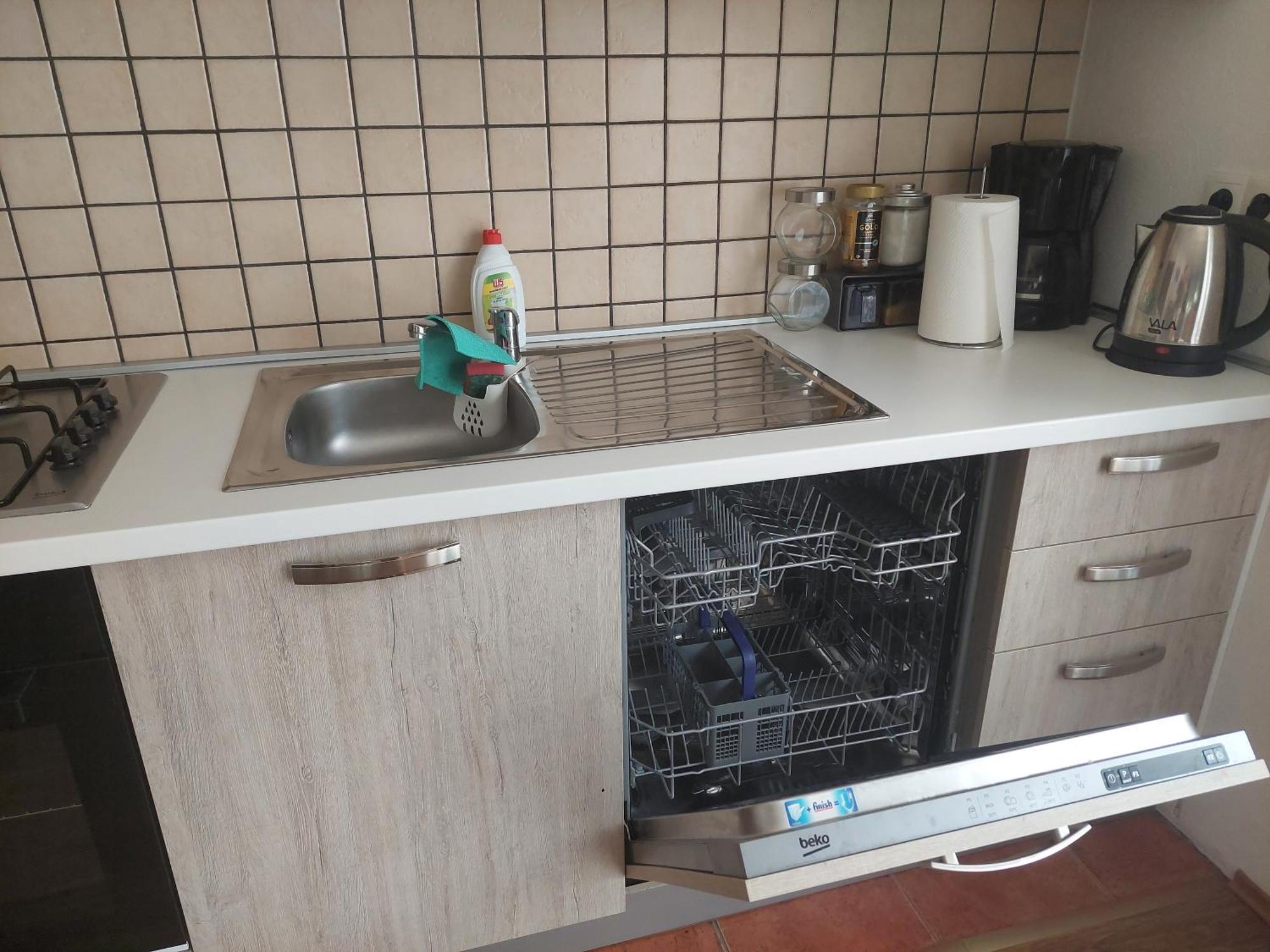 Gacka Idila Apartment โอโทชาส ภายนอก รูปภาพ